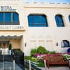 Breakfast Buffet W/ Pool & Beach Access: One Child & Up To 4 Adults Dubai - Image 8