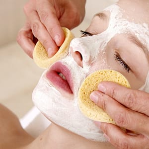 Glow With A 45-Minute Facial Dubai