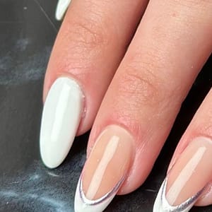 Mani-Pedi Session For A Fresh Look! Dubai Mani-Pedi Session For A Fresh Look! Dubai
