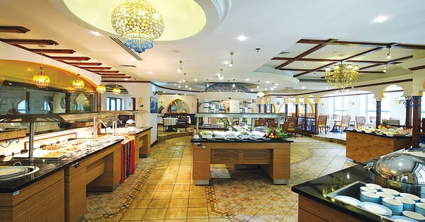 Breakfast Buffet With Pool Access Dubai
