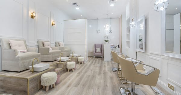 Eyelash Lift And Tint Dubai