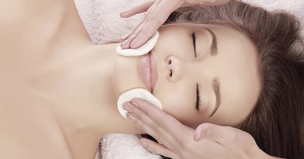 Enjoy A 60-Minute Cleansing Facial For A Refreshing Experience Dubai