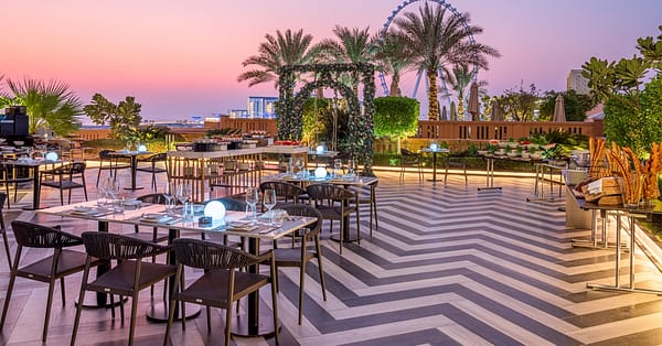 Indulge In 5* Saturday Brunch With Bottomless Beverages Dubai