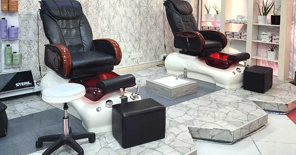Pamper Yourself With One Session Of Classic Or Gel Mani-Pedi Dubai