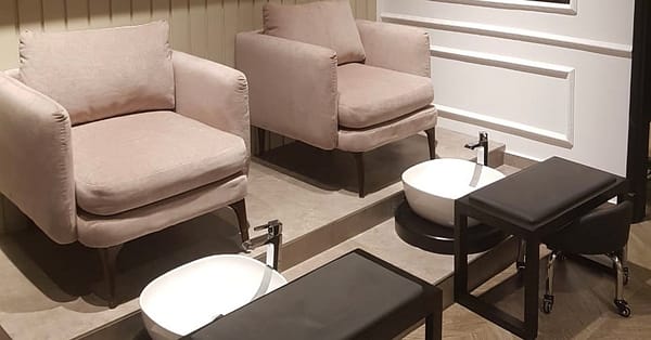 Mani-Pedi At Maison Privee Arabia Dubai
