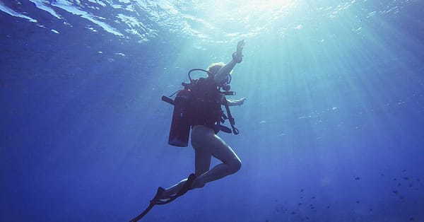 Scuba Diving Pool Session Abu Dhabi