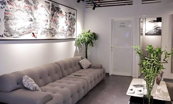 Mens Manicure & Pedicure W/ Optional Foot Scrub Or Facial Treatment Dubai